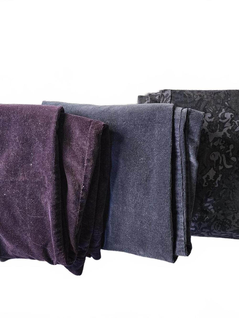 Set of Three Gloria Vanderbilt Pants in Purple, Gray, and Black 16W
